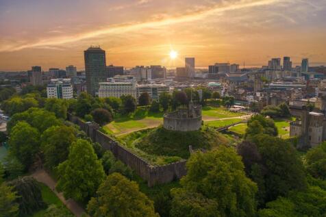 cardiff castle and city centre sunrise
