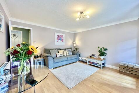 Chelmsford, CM1 - property photo