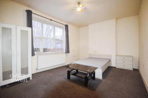 28 Canada Grove - 4