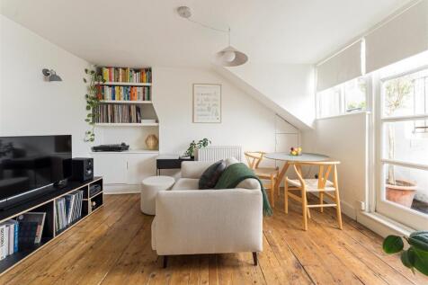 Newington Green Road, N1