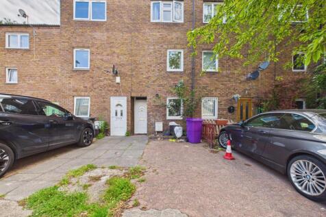 CAM04237G0-PR0326-STILL002.jpg