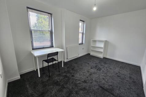5 Rai Court, Beauchamp Road, Leamington Spa photo 5