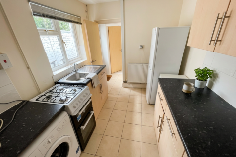 7 Ranelagh Terrace, Leamington Spa photo 3