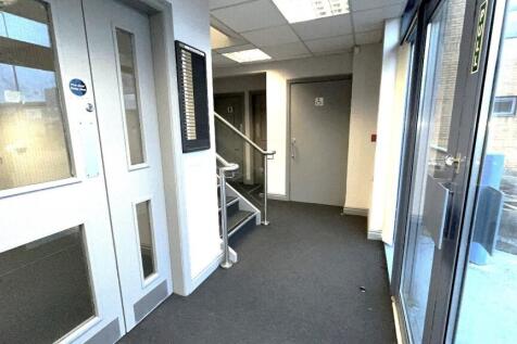 Office to rent Image 7