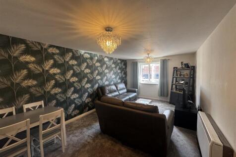 Marle Close, Pentwyn photo 3