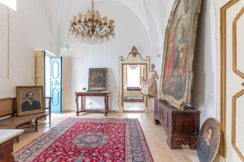 034_palazzo_urselli_for_sale_grottaglie_puglia.jpg