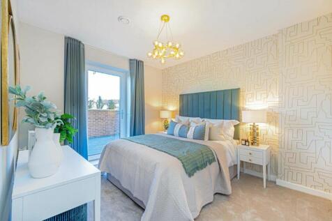 Brightwells Yard Maiden Court