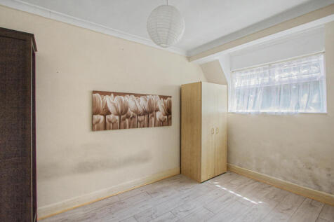 Flat 47 Bridge Court, Lea Bridge Road, Leyton, London, E10 7JS