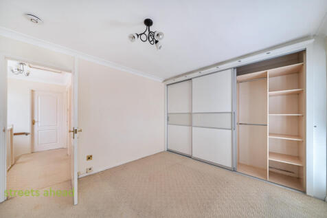 6750ae5d-c2d4-4e3...