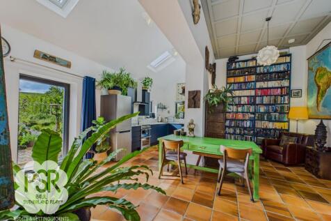 Open Plan Living Kitchen Area