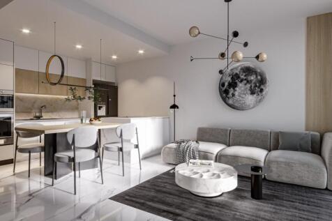 Luxury 2 Bedroom Penthouse Apartment with Communal Swimming Pool and Roof Terrace Image 95 7