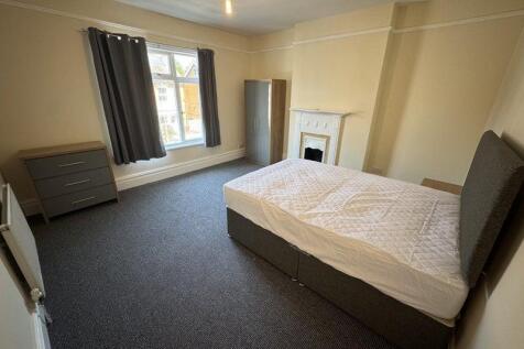 1-bed house on Holland Road, Spalding, £615/mo