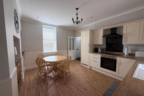 WhatsApp Image 2025-06-20 at 12.14.34_bcb98b40.jpg