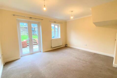 Oakleigh Terrace, Church Street, Purton, Wiltshire, SN5 photo 3