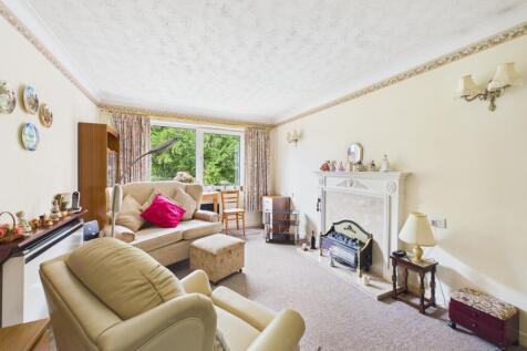 Lounge Dining Room