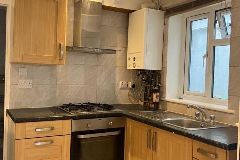 256C, St Albans Road, Watford, WD24 photo 4
