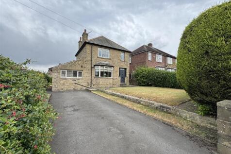 EXTERNAL FRONT AND DRIVEWAY