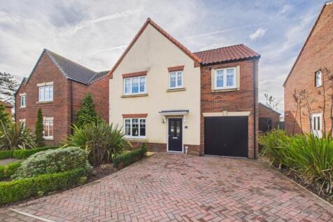 4 Bedroom Detached House - For Sale
