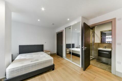 Kingsway, London, N12 photo 4