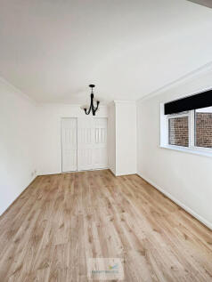 Northcotts, Hatfield, Herts photo 4