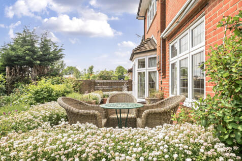 15-681b9d513bfae-...