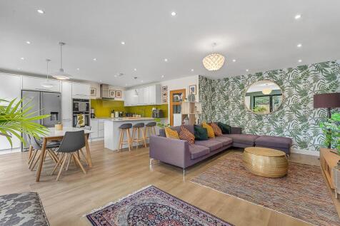 Living Dining Kitchen