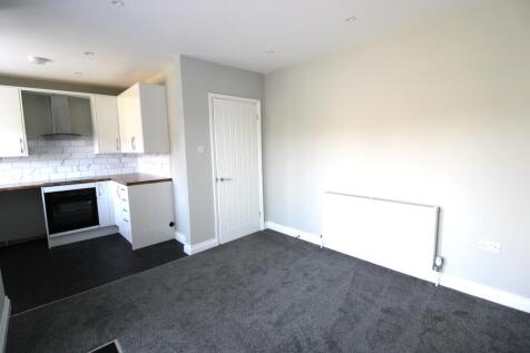 Culford Avenue, Totton, Hampshire photo 4