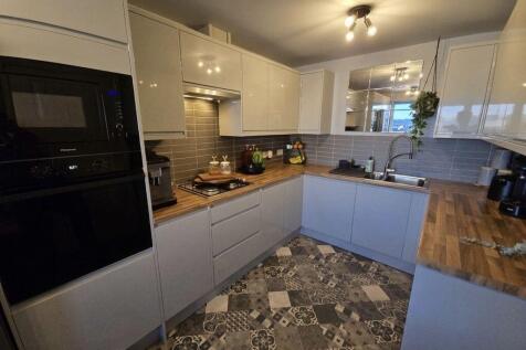 Kitchen /  Diner