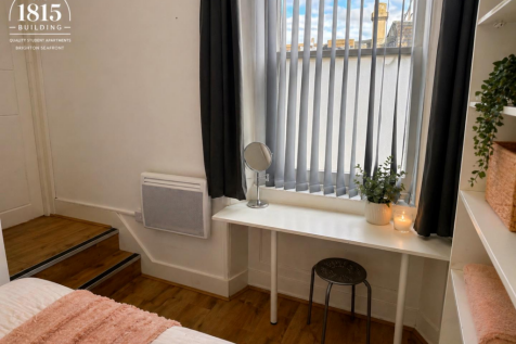 Flat 1 Bedroom Dressing Area.png