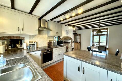 OPEN PLAN KITCHEN/BREAKFAST ROOM