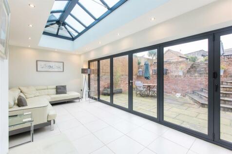 Sunnybank Kitchen-1.jpg