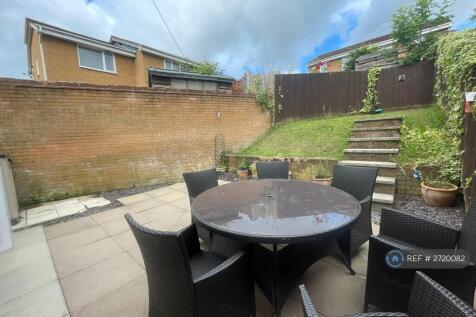 Rear Enclosed Garden