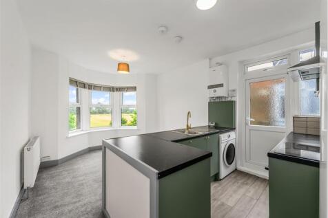 153 Edward road-14.jpg