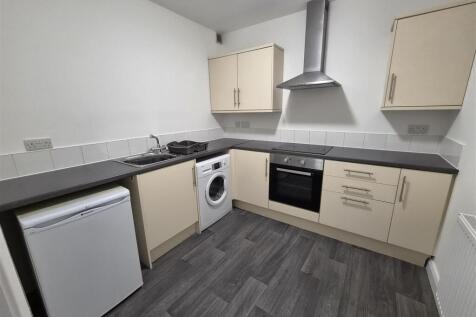 Wellington Road, Ashton-Under-Lyne photo 3