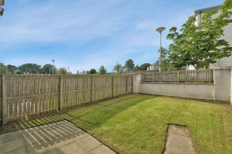 Queens Crescent 45(21)_5810