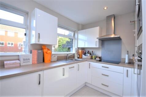 Kitchen (2)