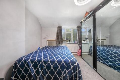 King Alfred Avenue - I5ZMkQvGbBQAG99QznLq.jpg