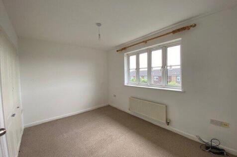 Guernsey Way, Kennington, Ashford, TN24 photo 3