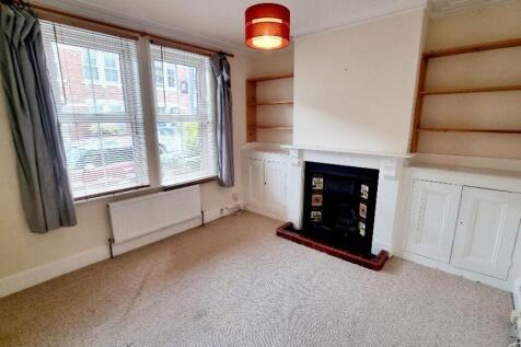 Ripley Rd, Old Town, Swindon photo 3