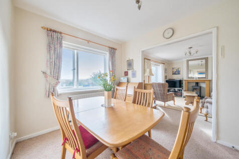 1384828-11-6929ce88bb75c