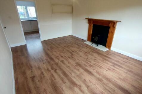 Chester Road, Wrexham, LL12 photo 5
