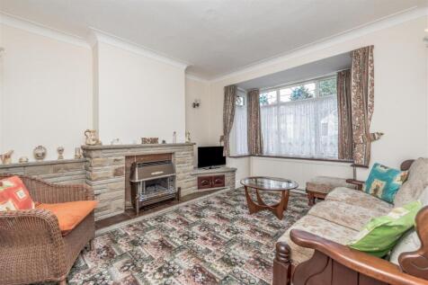 Living Room:
