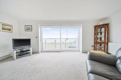 Open Plan Lounge/Kitchen/Dining Room