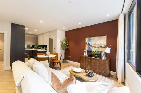 London, W1H - property photo