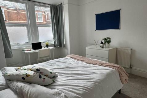 Danes Road, Exeter,  photo 4