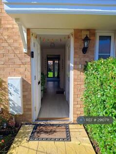 Duffet Drive, Winnersh, Wokingham, RG41 photo 3
