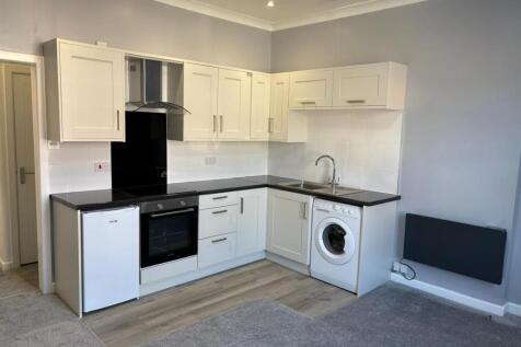f5 cecil kitchen.jpg