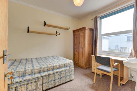 28a Crescent Road Bedroom 5