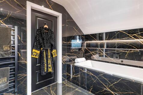 Master Bedroom Ensuite