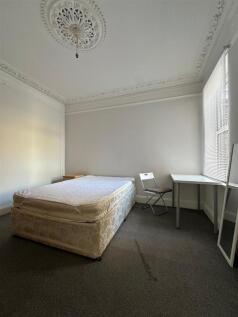 Talbot Road, Southsea photo 3